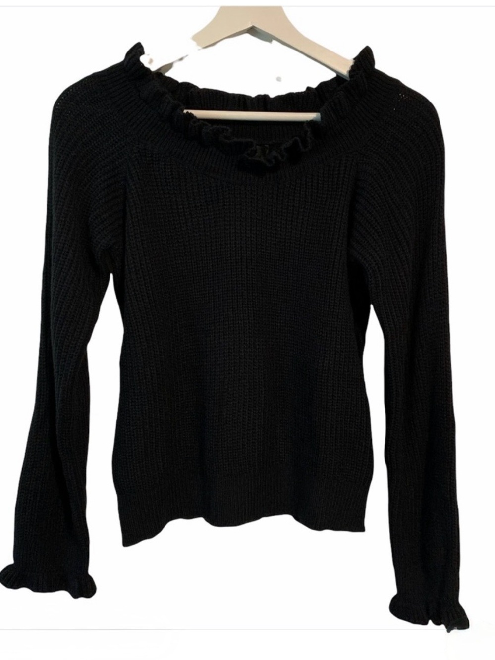 Lulu’s come warm up Large ruffled off the shoulder sweater crop knit chunky soft